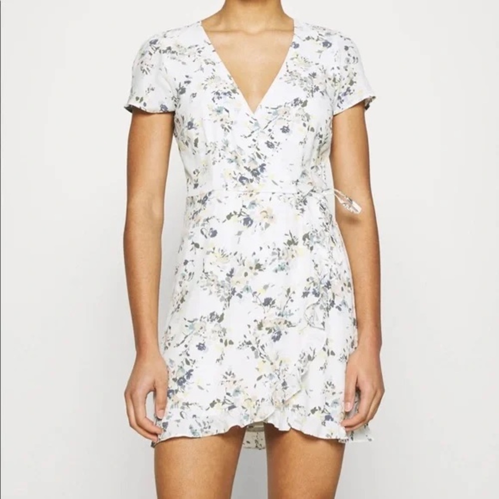 Abercrombie & Fitch Floral Wrap Mini Dress